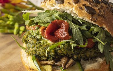 Burger di ceci, spinaci e Grana Padano DOP Riserva