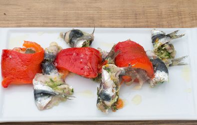 Involtini di sarde e peperoni al Grana Padano