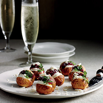 Pan Brioches with Grana Padano Mousse and Onion Jam