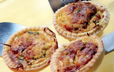 Piccola quiche alle zucchine, porri e Grana Padano