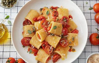 Paccheri con pomodorini saltati e Grana Padano