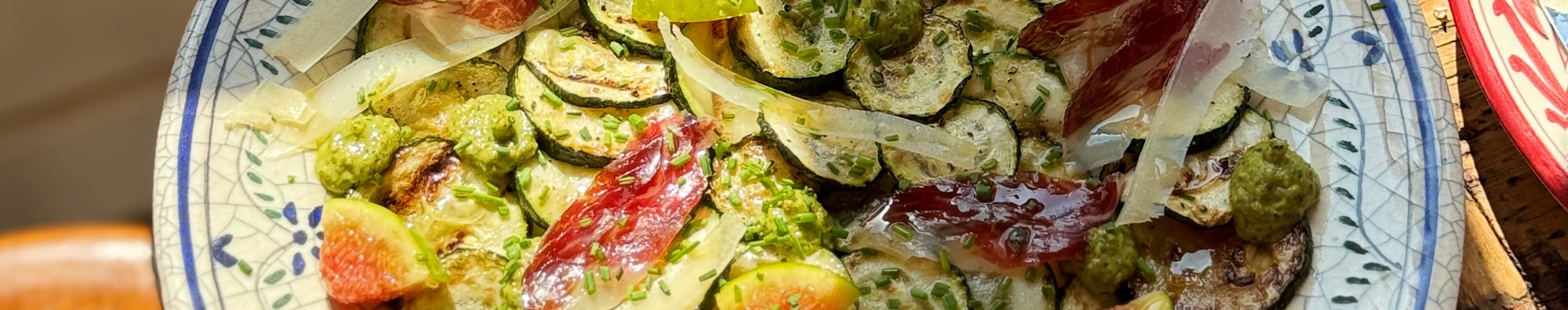 falafel-con-salsa-tzatziki